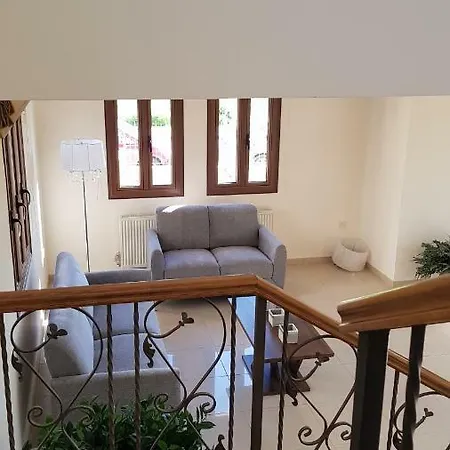 Veniz Villa *